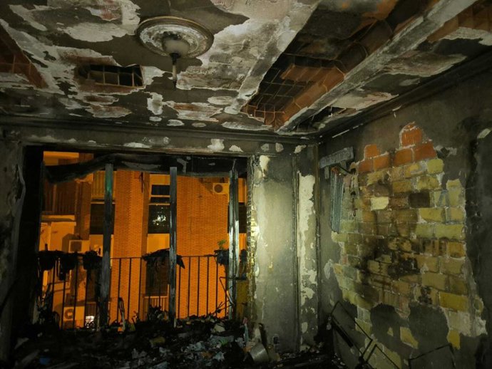 Estado en el que ha quedado la vivienda incendiada