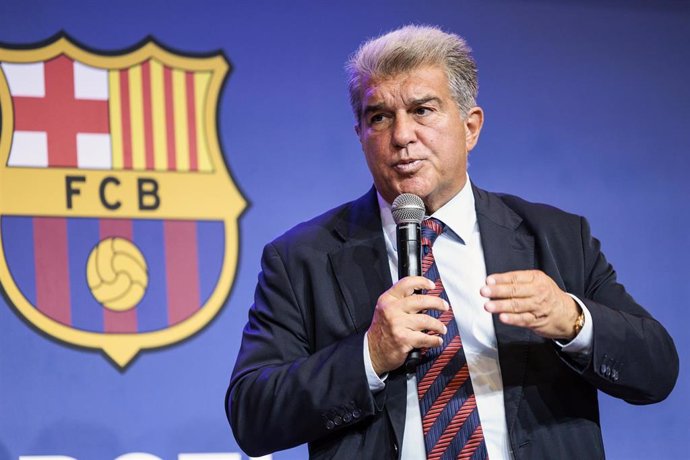 Joan Laporta, presidente del FC Barcelona, en rueda de prensa en el Auditori 1899 en Barcelona.