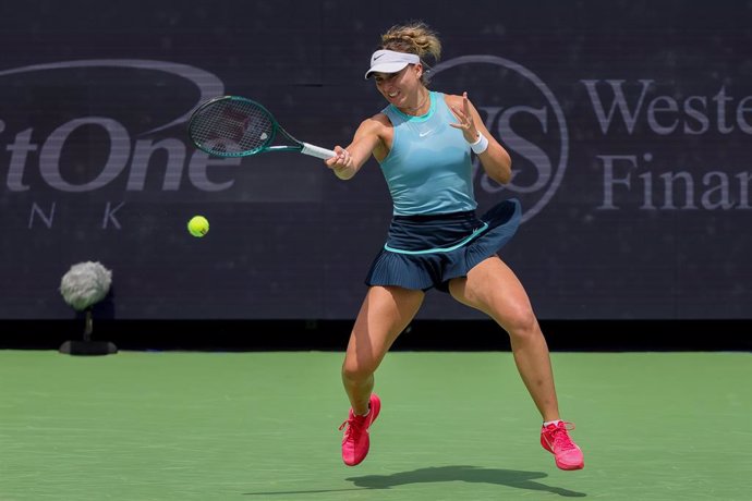 Archivo - 18 August 2024, US, Mason: Spanish tennis player Paula Badosa in action against US Jessica Pegula during thier women's singles emi final match of the Cincinnati Open at the Lindner Family Tennis Center. Photo: Scott Stuart/ZUMA Press Wire/dpa