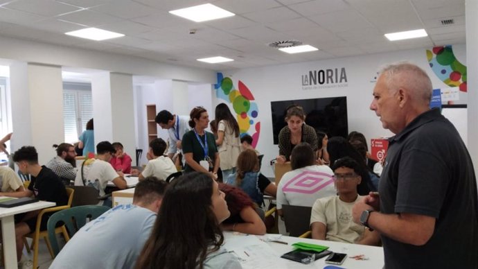 Andalucía Emprende, fundación dependiente de la Consejería de Universidad, Investigación e Innovación, ha dado comienzo este jueves en Málaga a un ciclo de competiciones de emprendimiento, denominadas 'Hackathones', que visitará cinco ciudades andaluzas