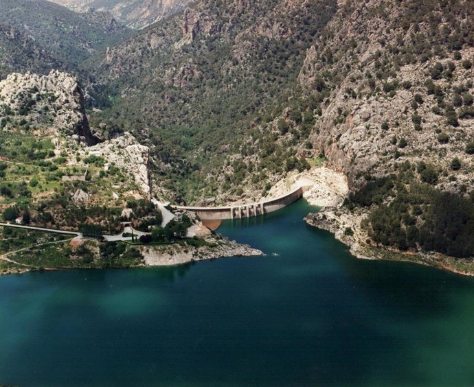 Pantano del Quiebrajano.