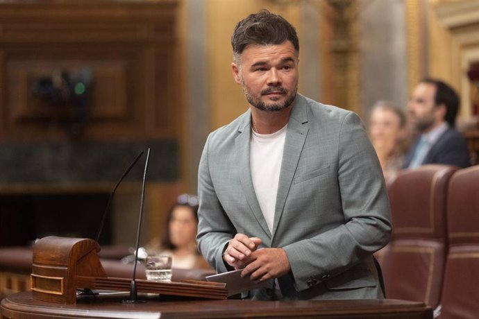 Archivo - El portavoz de ERC en el Congreso, Gabriel Rufián, en el Congreso de los Diputados, a 11 de julio de 2024, en Madrid (España). 