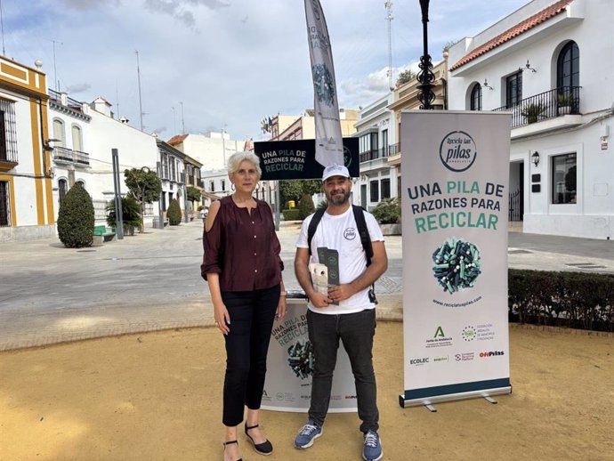 Alcalá de Guadaíra se une a una campaña para concienciar de la importancia del reciclaje de las pilas.