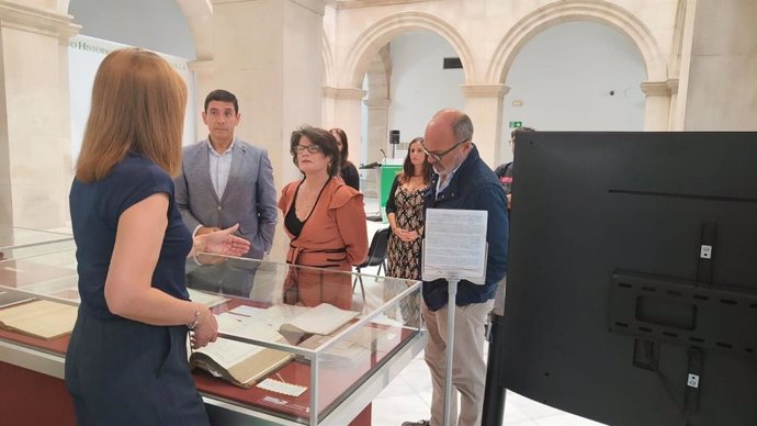 El Archivo Histórico de Sevilla expone documentos perdidos sobre tributos, censos e hipotecas de los siglos XVI a XX.