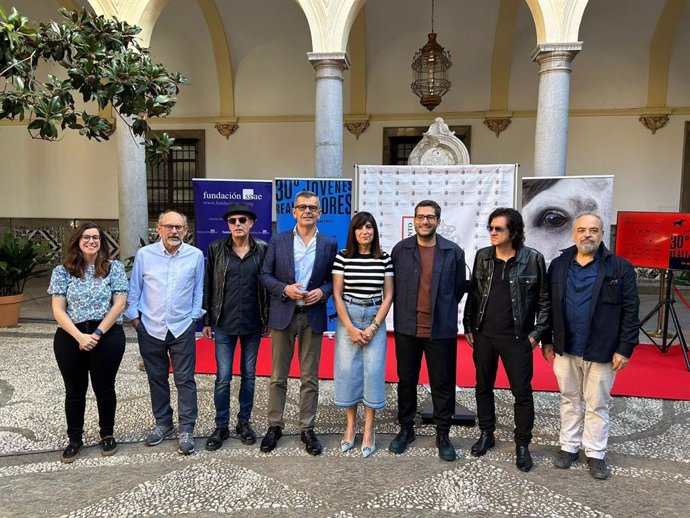 Presentación del Festival de Jóvenes Realizadores, con el concejal de Cultura, Juan Ramón Ferreira, y la diputada provincial Pilar Caracuel, en el centro en la imagen