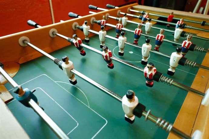Archivo - Un futbolín