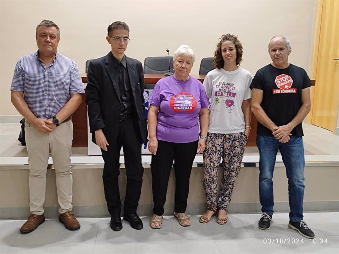 Representantes de los colectivos que han dado a conocer el fallo del jurado.