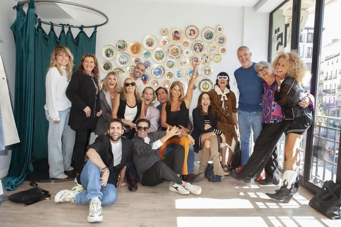 Málaga de Moda, la marca con la que la Diputación promociona a los diseñadores de moda y firmas de la provincia, cuenta desde este viernes con cinco nuevas firmas en el 'showroom' 15 Segundos del diseñador alicantino asentado en Madrid Eduardo Navarrete