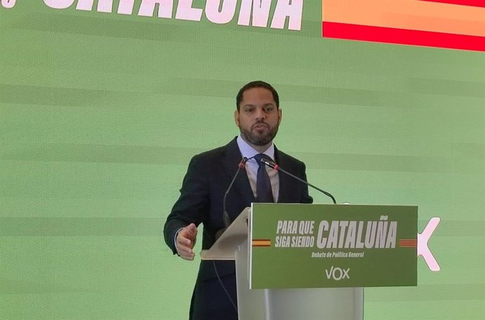 El secretario general de Vox y líder de la formación en el Parlament, Ignacio Garriga, en rueda de prensa