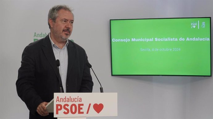 El secretario general del PSOE-A, Juan Espadas,