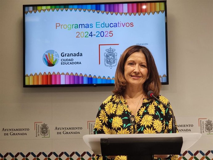 La concejal de Educación, Empleo e Igualdad en el Ayuntamiento de Granada, Encarnación González.