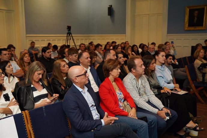 Asistentes a la gala de entrega de los premios de Diaconía Española.