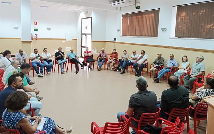 Asamblea comarcal de IU en la Sierra.