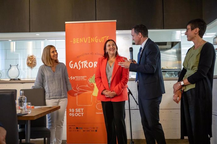 Ordeig durante su intervención en una de las comidas 'Gastrorecup' organizadas en el marco de la campaña 'Aprofitem els aliments'