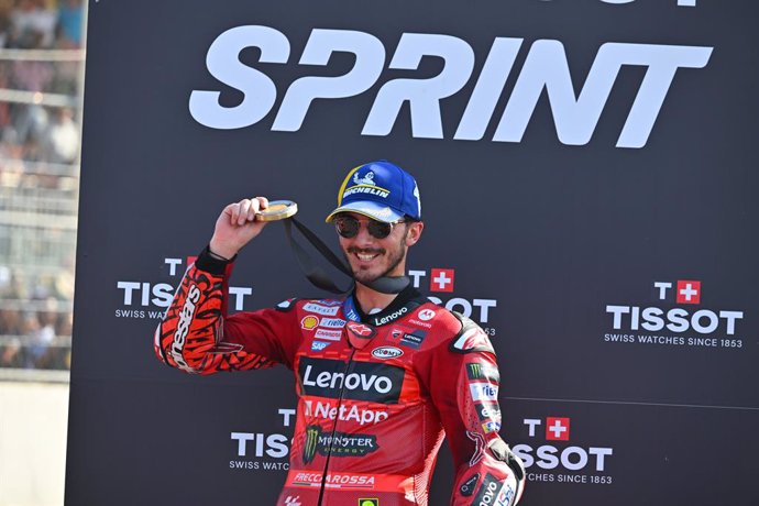 BAGNAIA Francesco (ita), Ducati Lenovo Team, Ducati Desmosedici GP24, portrait during the 2024 MotoGP Pertamina Grand Prix of Indonesia on Pertamina Mandalika International Street Circuit from September 27 to 29, in Central Lombok, Indonesia - Photo Studi