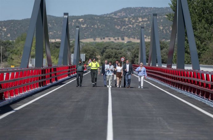 Archivo - Inauguración de los puentes reconstruidos tras la DANA, a 23 de julio de 2024, en Aldea del Fresno, Madrid (España). 