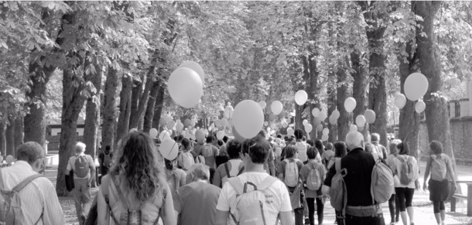  'Caminata solidaria por la salud mental' en Vitoria-Gasteiz