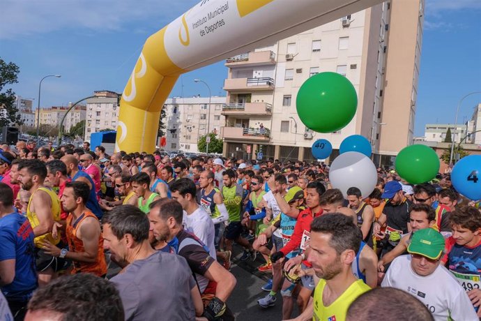 Archivo - Imagen de una carrera popular del IMD