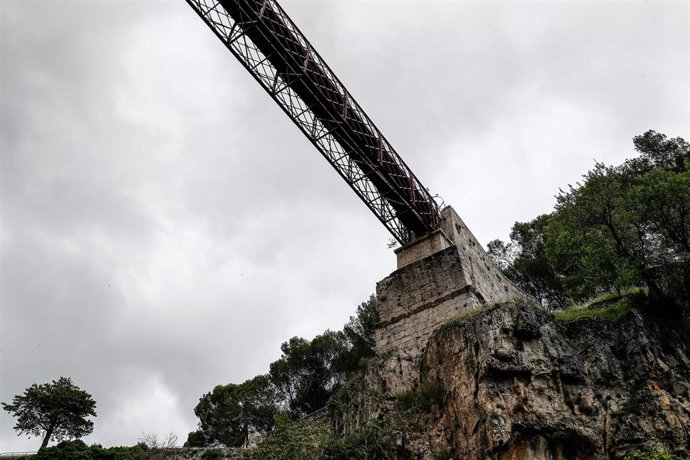 Archivo - Puente de San Pablo de Cuenca.