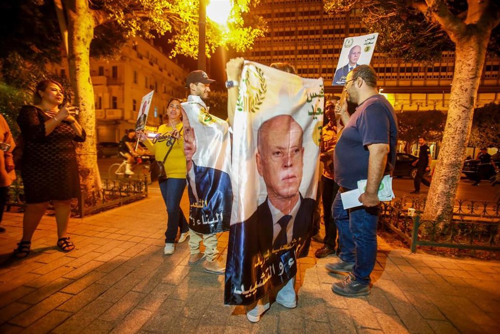 Simpatizantes de Kais Saied se manifestan en Túnez