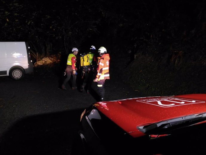 Rescatado esta noche un madrileño en una vía ferrata de Arredondo