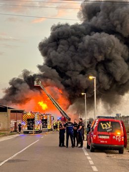 Incendio en una nave de Alboraia