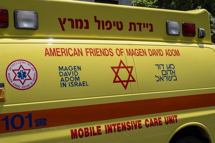 Archivo - Ambulancia en Israel