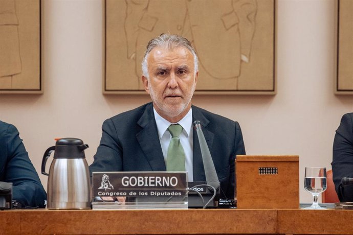 Archivo - El ministro de Política Territorial y Memoria Democrática, Ángel Víctor Torres, comparece durante una comisión, en el Congreso de los Diputados, a 20 de marzo de 2024, en Madrid (España). Durante la comparecencia, el ministro ha informado sobre 