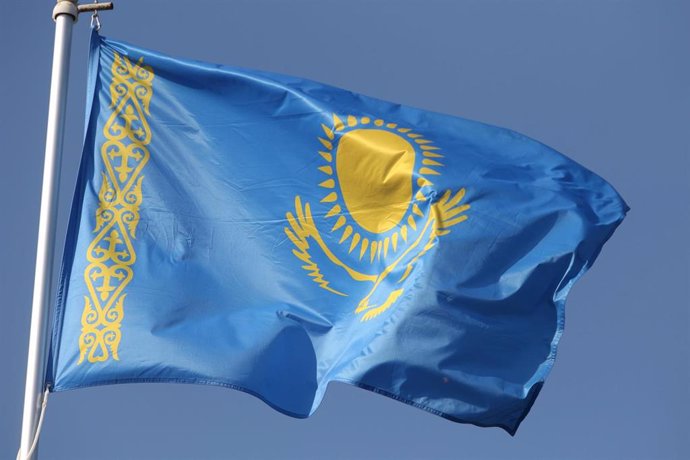 Bandera de Kazajistán