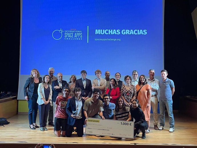 Clausura del NASA International Space Apps Challenge Sevilla, acto que ha presidido el director general de Andalucía Emprende, Daniel Escacena.