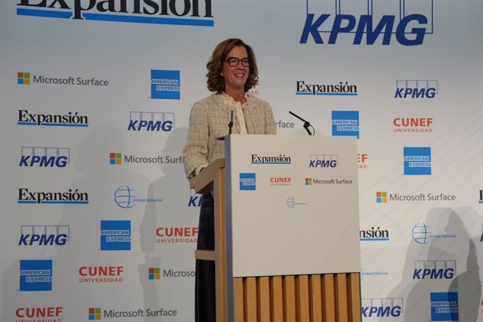 La presidenta de la AEB, Alejandra Kindelán, durante el XV Encuentro Financiero organizado por KMPG y Expansión, a 7 de octubre de 2024, en Madrid.