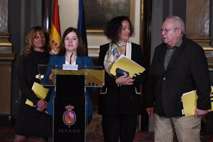 Archivo - La portavoz de ERC en la Cámara Alta, Sara Bailac, ofrece una rueda de prensa, tras una reunión con la Comisión de Venecia, en el Senado, a 8 de febrero de 2023, a 8 de febrero de 2023, en Madrid (España). La Comisión de Venecia del Consejo de E