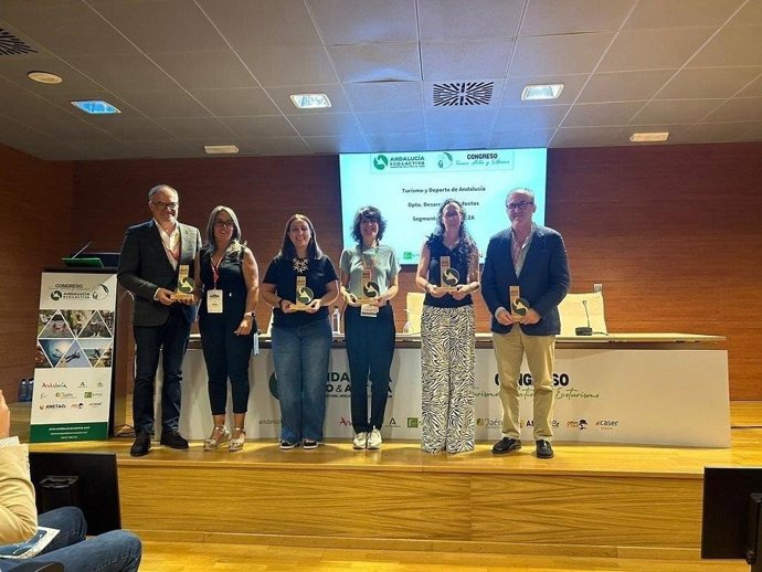 Turismo Costa del Sol recibe un premio en la Feria Tierra Adentro 2024 por su destacada contribución al desarrollo sostenible con el proyecto Senda Azul