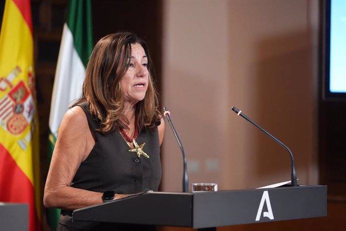 La consejera de Desarrollo Educativo y Formación Profesional, María del Carmen Castillo  comparece en la rueda de prensa posterior al Consejo de Gobierno de Andalucía. A 7 de octubre de 2024, en Sevilla (Andalucía, España). 