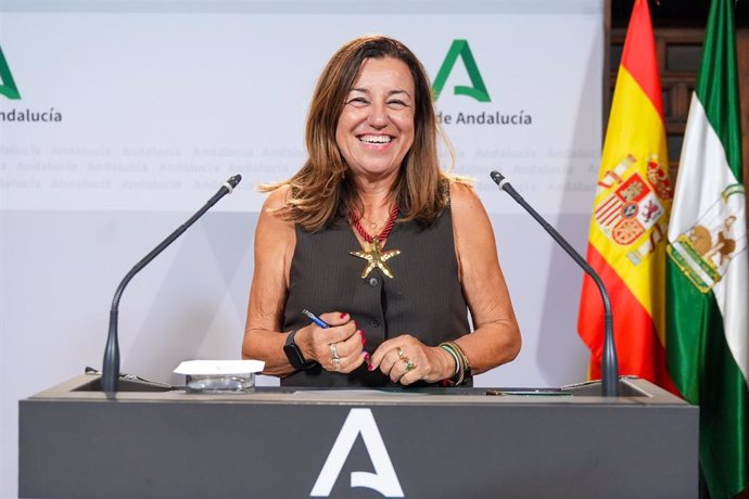 La consejera de Desarrollo Educativo y Formación Profesional, María del Carmen Castillo  comparece en la rueda de prensa posterior al Consejo de Gobierno de Andalucía. A 7 de octubre de 2024, en Sevilla (Andalucía, España). 