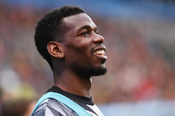 Archivo - El jugador francés Paul Pogba, en un calentamiento con la Juventus.
