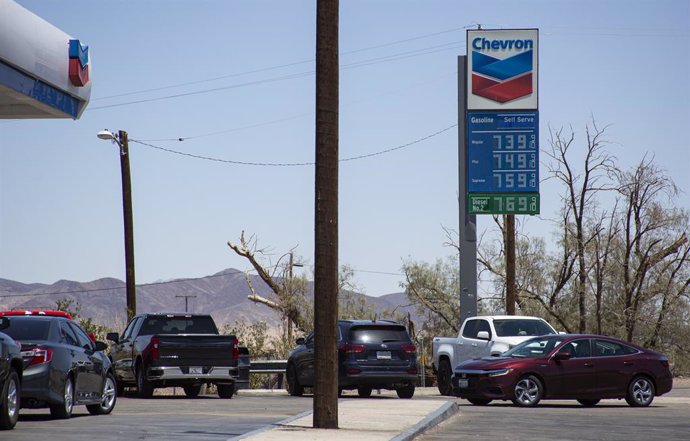 Archivo - Gasolinera de Chevron en California (Estados Unidos).