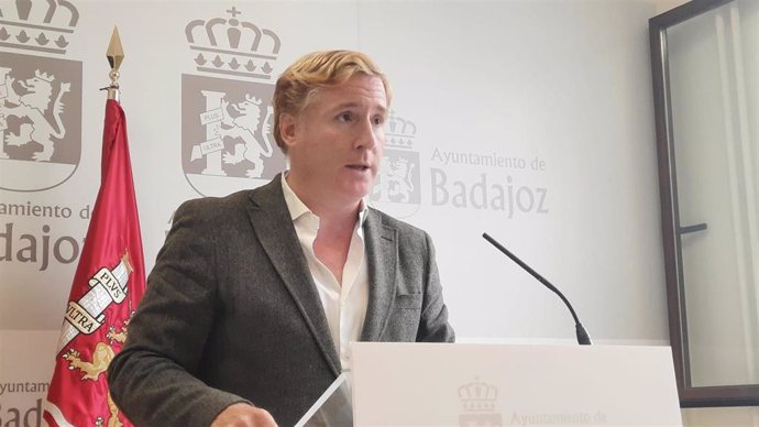 El alcalde de Badajoz, Ignacio Gragera, comparece en rueda de prensa.