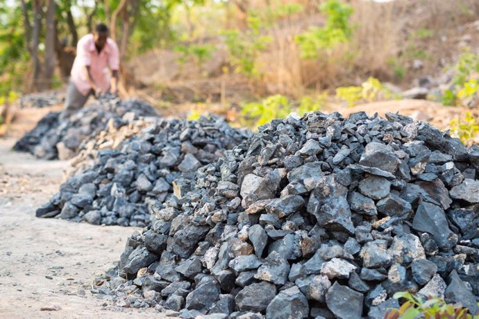 Archivo - Arxiu - Imatge d'arxiu d'un miner a Zàmbia