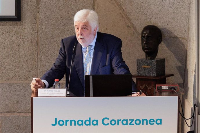 Imagen del presidente de la Fundación Española del Corazón (FEC), Andrés Íñiguez, durante la Jornada Corazonea.