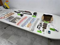 A prisión un detenido en Conil (Cádiz) con un punto de venta de droga muy activo junto a un colegio