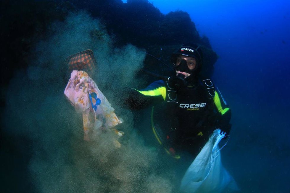 Archivo - La Fundación Aula del Mar Mediterráneo organiza, con el apoyo del Área de Sostenibilidad Medioambiental del Ayuntamiento de Málaga, el foro Restauración marina y litoral en el que se aborda, entre otras cuesiones, la contaminación marina.