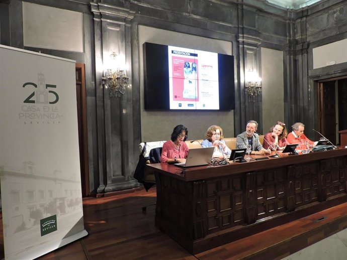 Presentación del libro 'El orden de género en la Constitución Española' en la Casa de la Provincia