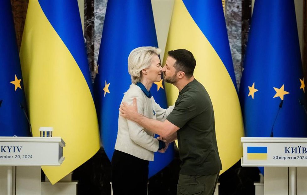 Visita en septiembre de la presidenta de la Comisión Europea, Ursula Von der Leyen, a Kiev