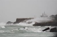 Santander cerrará Los Pinares, el minizoo y el bosque de La Magdalena ante la previsión de galerna