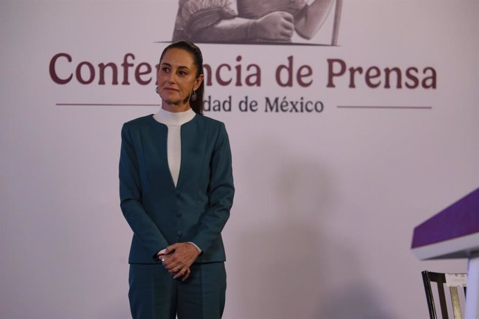 México.- Sheinbaum considera una "provocación" sin base legal la idea del Supremo de analizar la reforma judicial