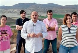 El secretario de Organización del PSOE de Almería, Antonio Martínez, con portavoces y ediles del Almanzora.