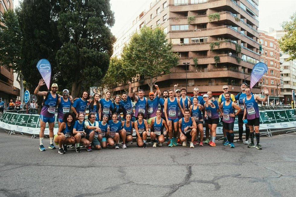 Participantes en la iniciativa Mójate con AQUADEUS en la XXVIII Media Maratón Ciudad de Albacete