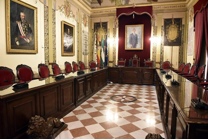 Archivo - Salon de plenos del Ayuntamiento de Antequera