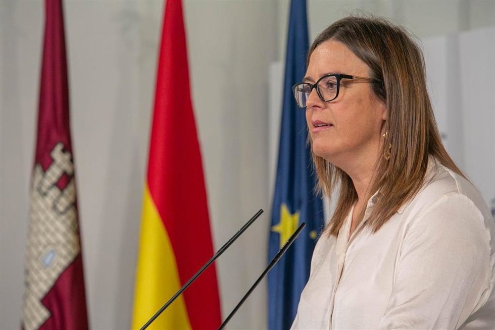 La consejera Portavoz del Gobierno regional, Esther Padilla, comparece en rueda de prensa, en el Palacio de Fuensalida, para informar sobre los acuerdos adoptados el Consejo de Gobierno